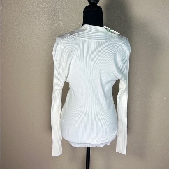 • INC International Concepts Cream Sweater – Size L – NWT - Picture 2 of 3